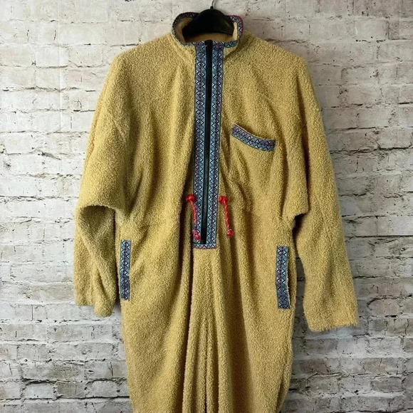 Urban Outfitters Women's One Piece Small Tan Pockets Polyester Pajamas Costume S - Picture 5 of 12